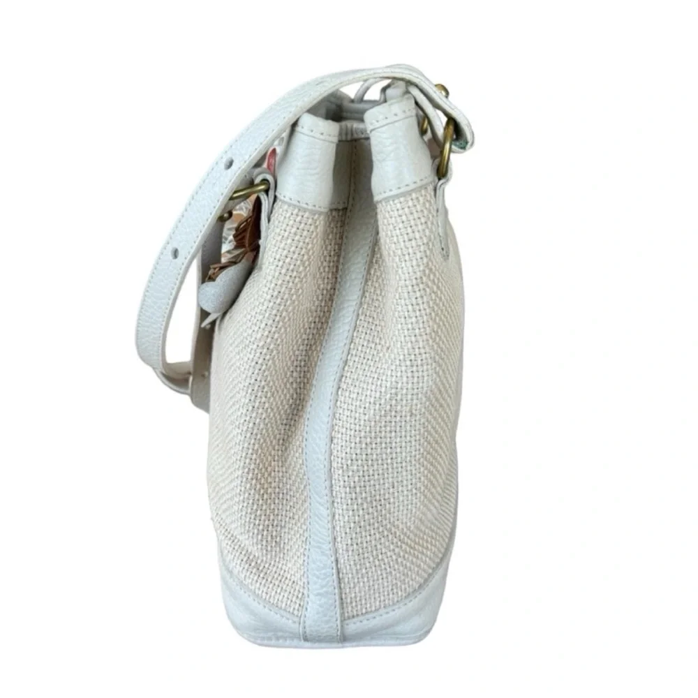 Brahmin Vintage UNIQUE Beige/Cream Miramonte Floral Canvas Crossbody Purse